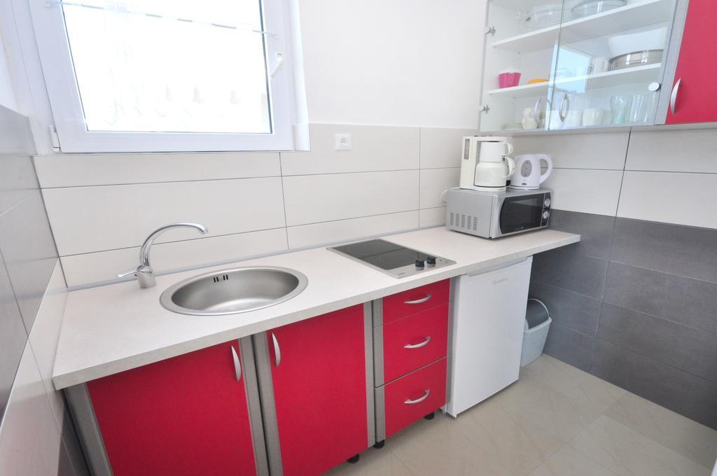 Apartments Zorka Leko Omiš Habitación foto